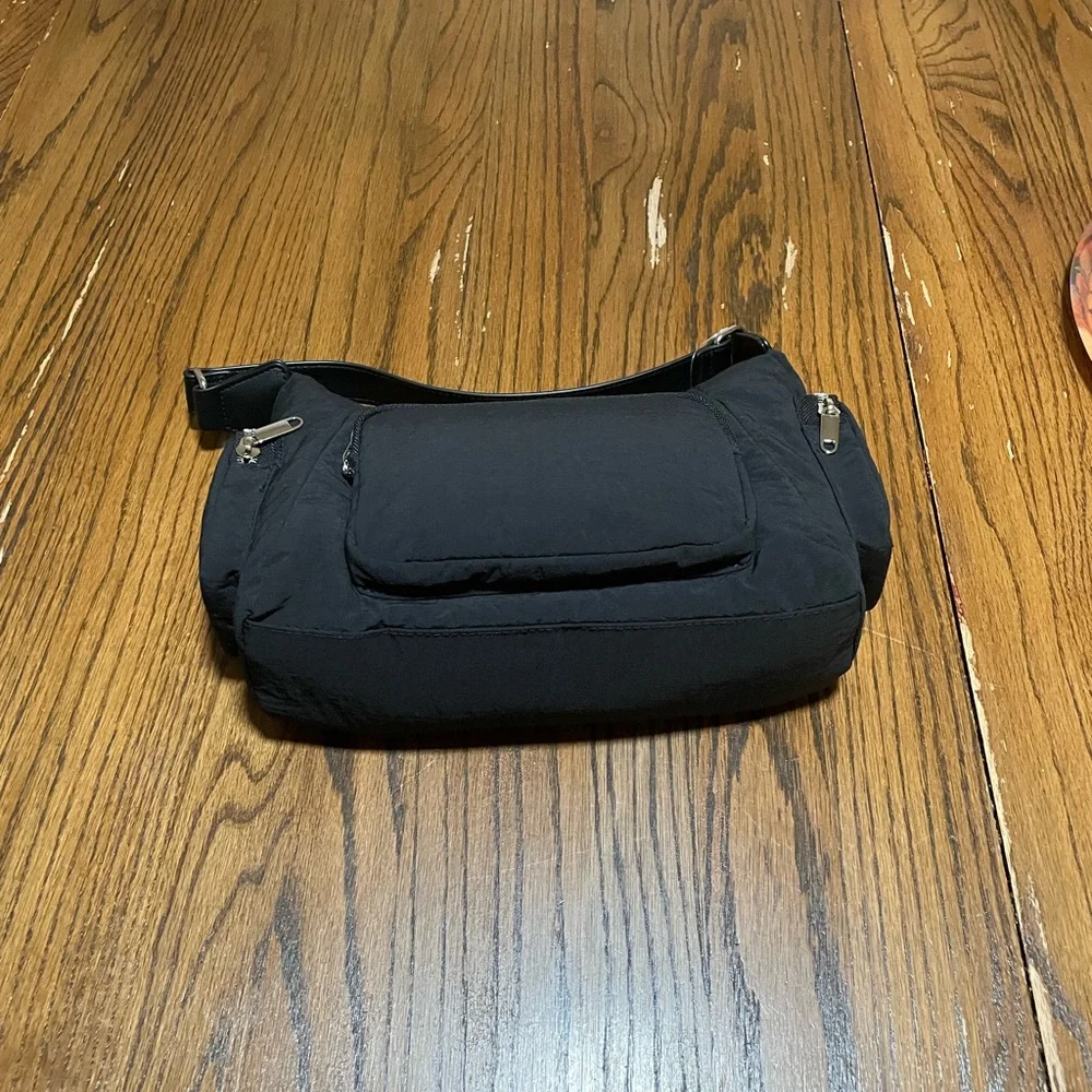 Wild Fable Black Nylon Shoulder Bag with Silver Accents 13 x 9 “ new - Picture 6 of 8